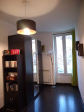 pièce avec armoire