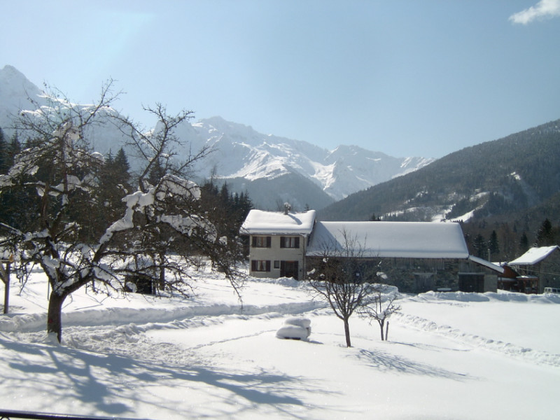 Vue d'ensemble hiver - Gite du Curtillard