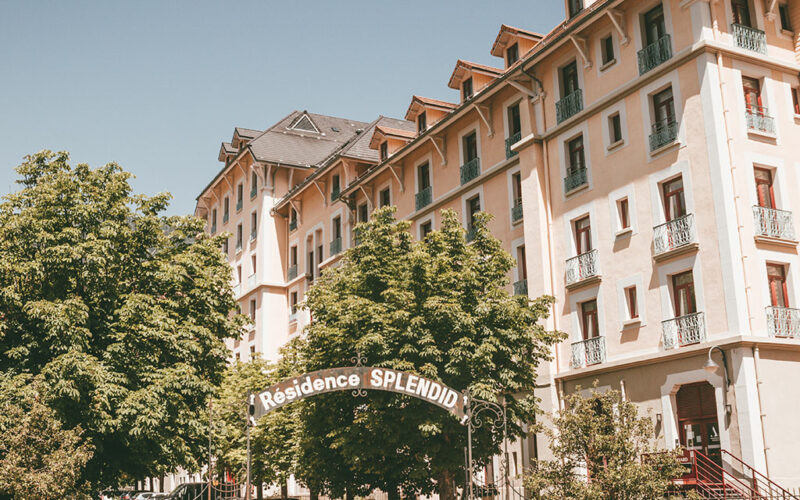 accueil_apparthotel_le_splendid_entree_800x500.jpg accueil_apparthotel_le_splendid_entree_800x500.jpg