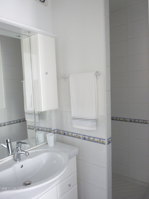 photo5.jpg photo5.jpg