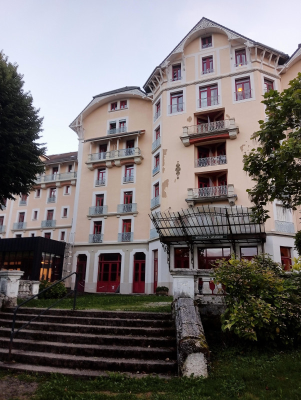 Vue de façade du Splendid - © DB Vue de façade du Splendid