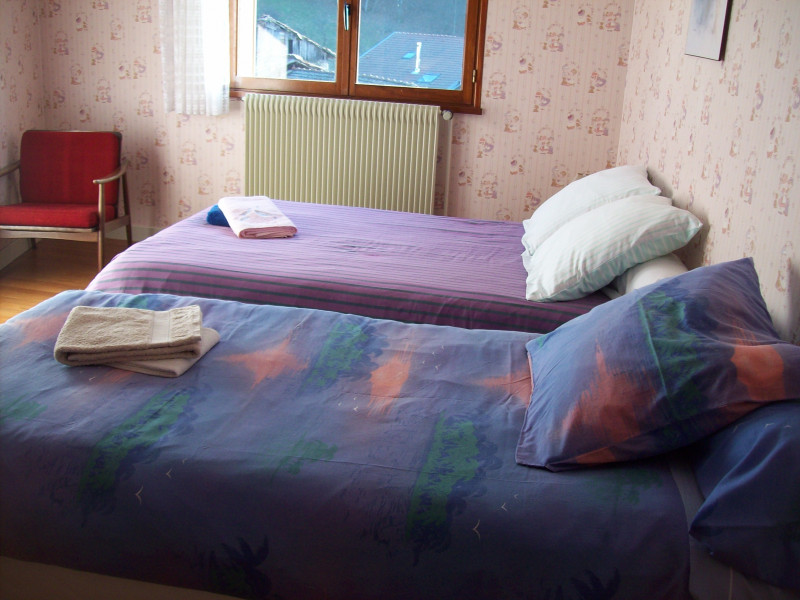 2ème chambre (lits 120 et 90) 2ème chambre (lits 120 et 90)