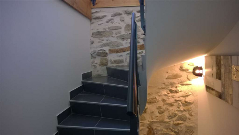 Accès au 2e étage Accès au 2e étage