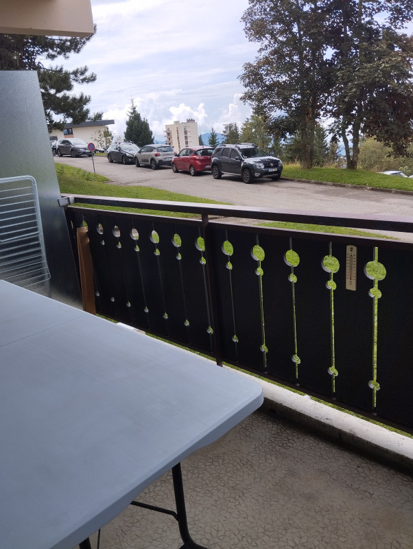 Balcon - Studio cabine Arolles E N°505 - © Pages Aurélie Balcon - Studio cabine Arolles E N°505