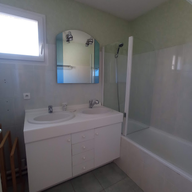 Salle de bain -Appartement Le Bréda Salle de bain -Appartement Le Bréda