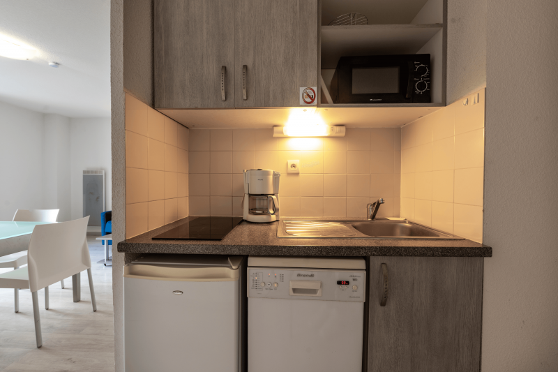 Kitchenette - © © Yann et Laet . B Kitchenette